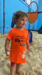 12 Dúvidas Comuns sobre Beach Tennis Infantil: Respostas Rápidas que Todos Pais Precisam Saber! 7 Beach Tennis Infantil